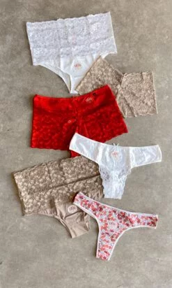 PROMO BOMBACHAS ALIS SURTIDAS PACK X6