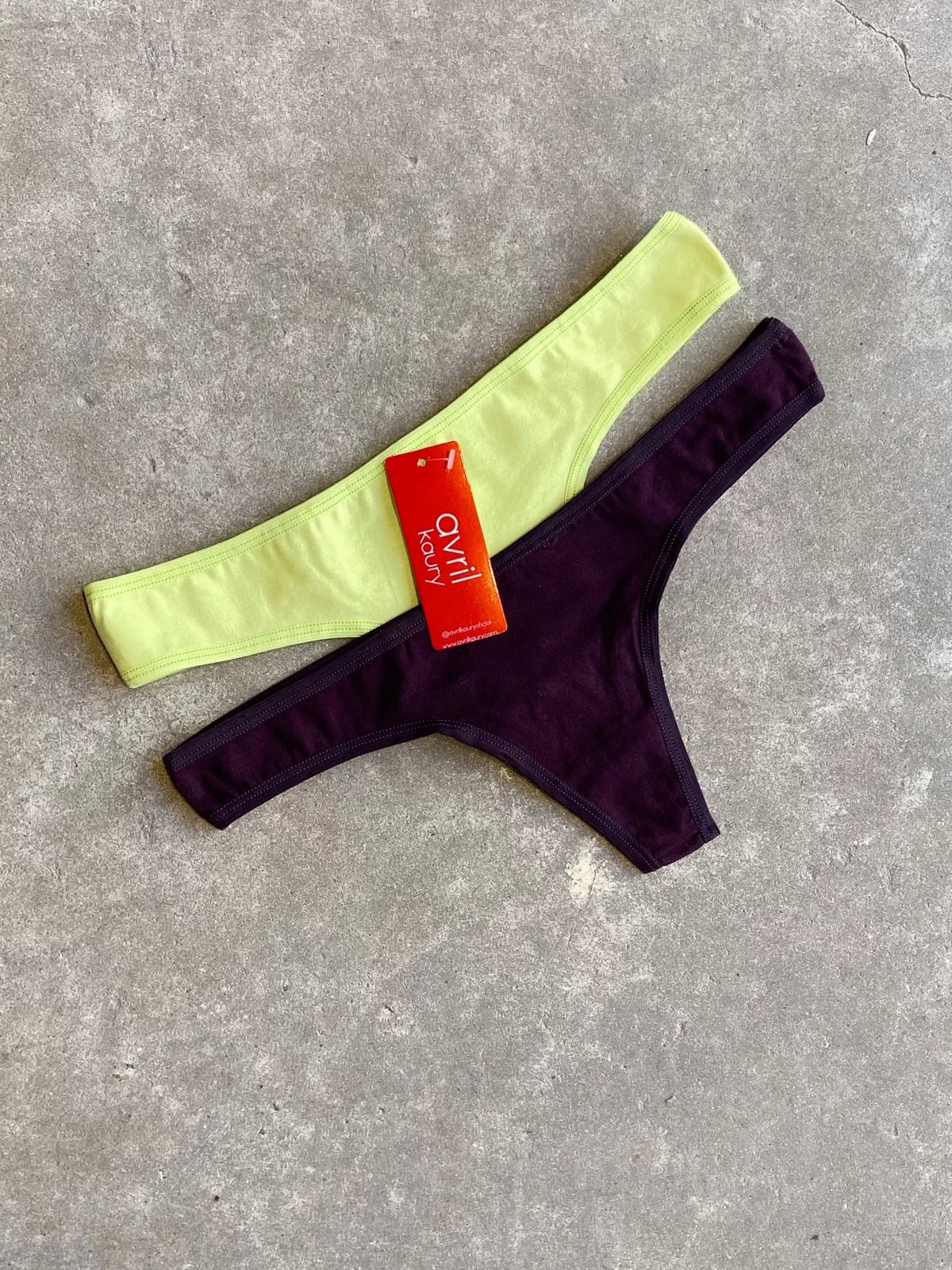 AVRIL KAURY ART 090 COLA LESS PACK X2