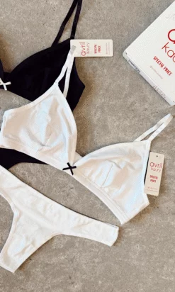 AVRIL KAURY X FRANKIE ART 75