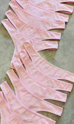 MAIA ART 0111 COLA LESS ROSA PACK X12