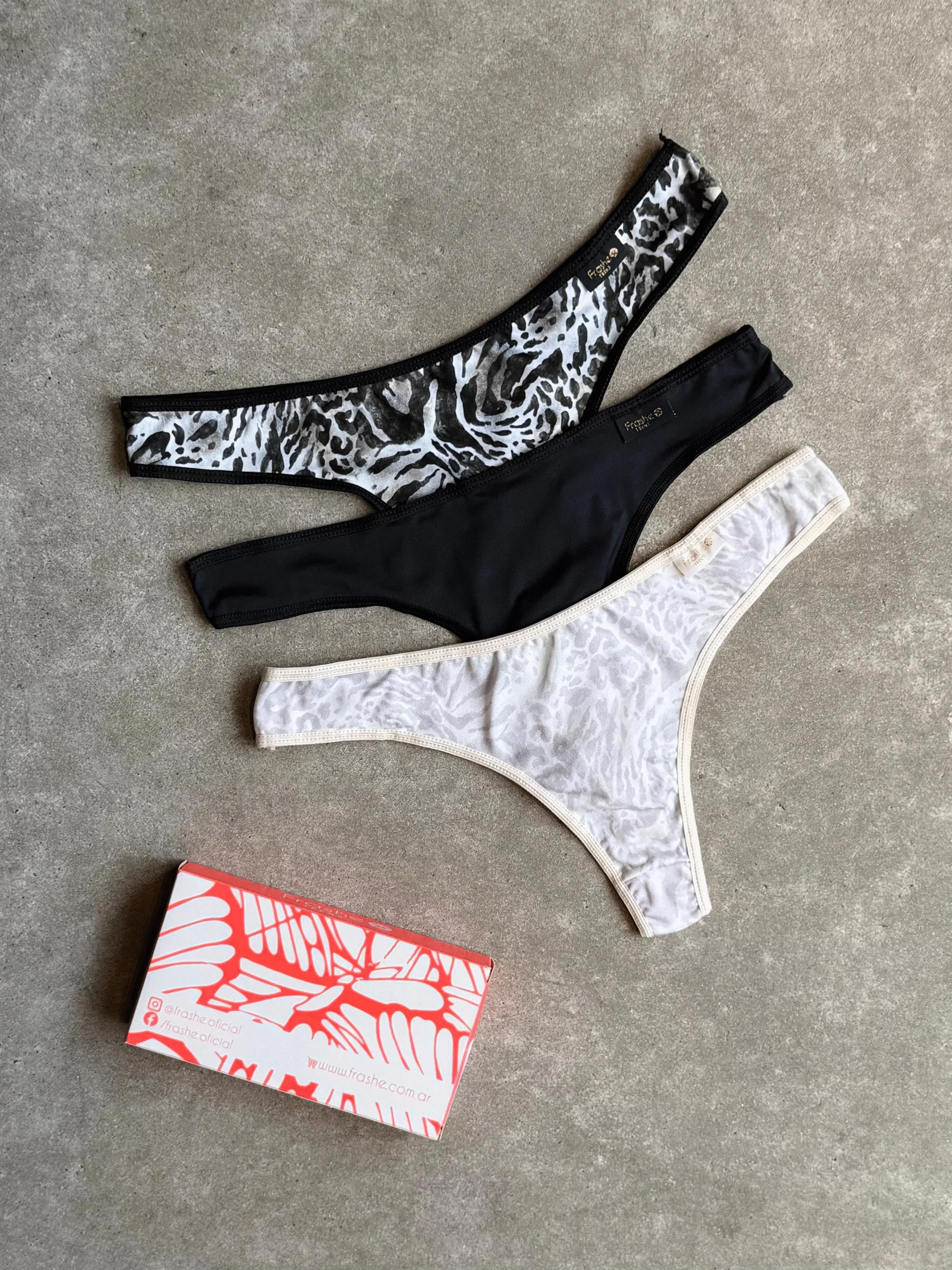 FRASHE ART 630 COLA LESS ESTAMPADA PACK X3