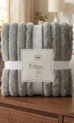 FRAZADA FLANNEL ACANALADA 1 ½ PLAZA
