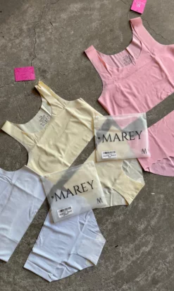 MAREY ART 40000 CONJUNTO DE NENA SIN COSTURA