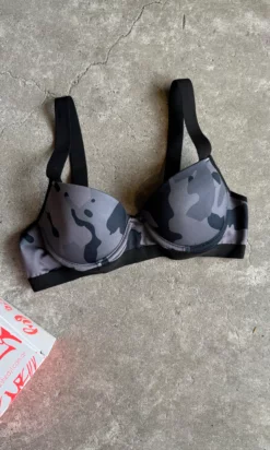 Alternative view of FRASHE ART 36